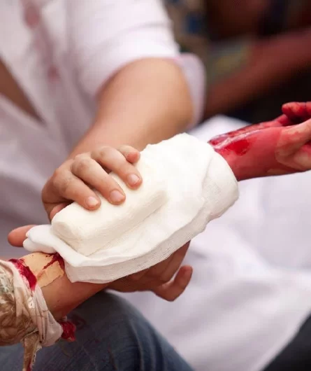 HLTAID011 (Previously HLTAID003) PROVIDE FIRST AID
